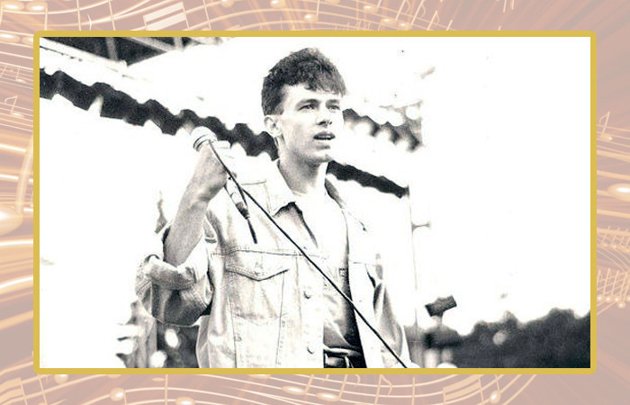 Юрий Гуров, солист