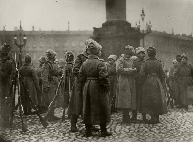3. И что, революция в такой огромной стране произошла в один день?