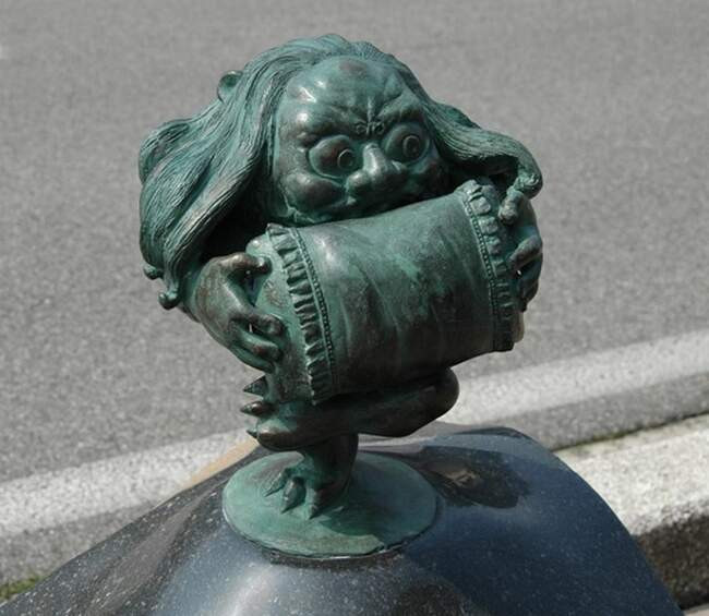 5. Makura-Gaeshi