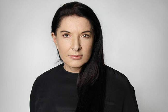 «Пройти сквозь стены. Автобиография», Марина Абрамович