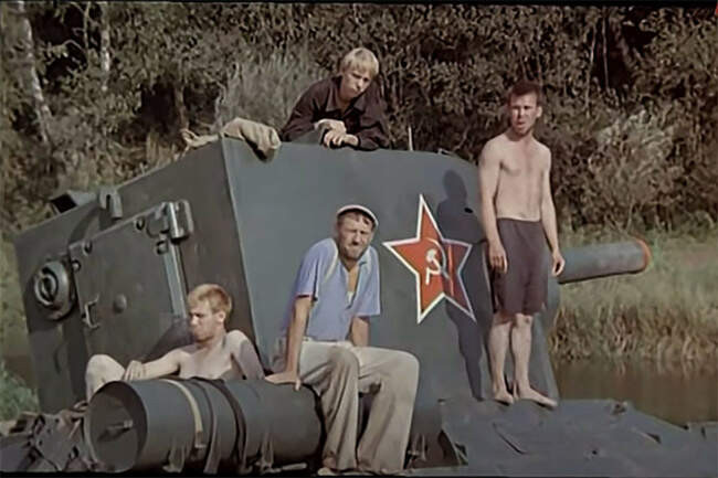 6. Танк Клим Ворошилов-2 (1990 г.)