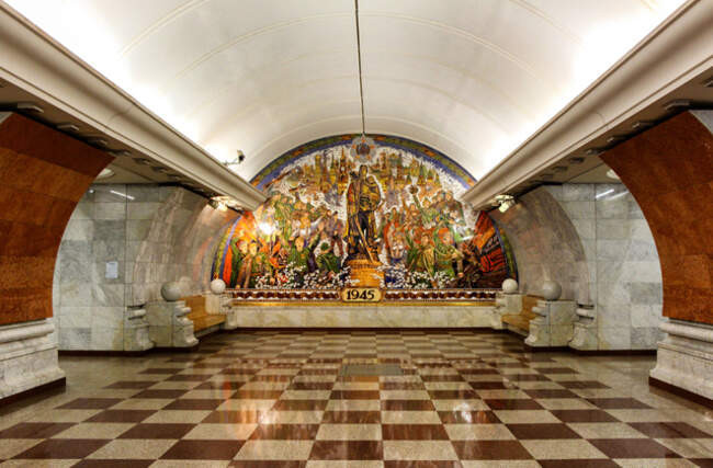 Самое глубокое метро в Москве: «Парк Победы»