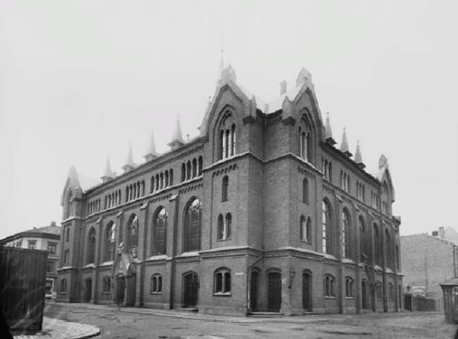 5. Модернистская реновация в историческом районе Осло (Норвегия)
