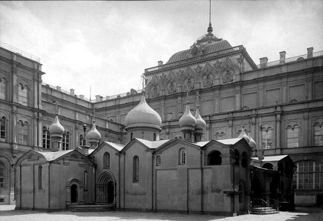 1. Собор Спаса на Бору