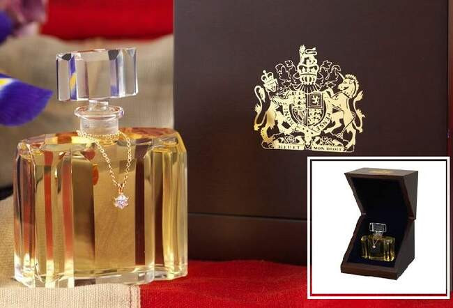 Духи «Royal Arms Diamond Edition Perfume» ( около $23 000)