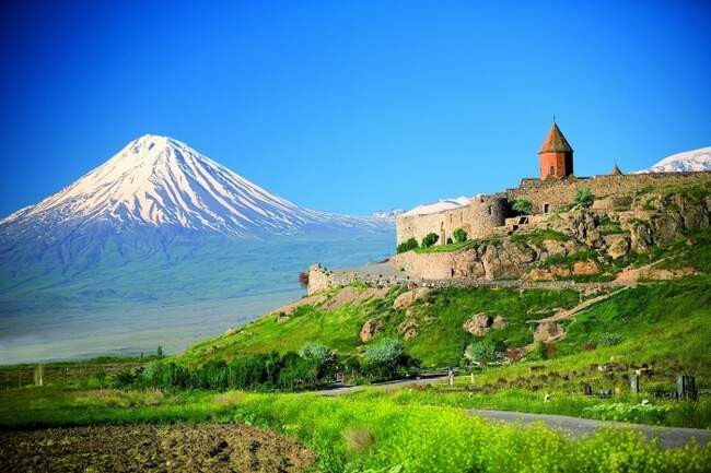 10. Арарат