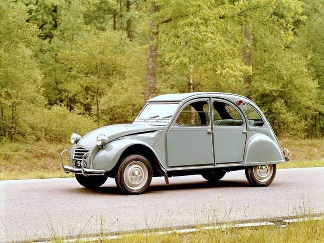1. Citroen 2CV – 1948 год
