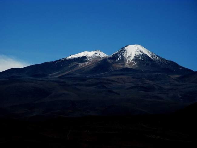 4.Вулкан Утурунку (Боливия)