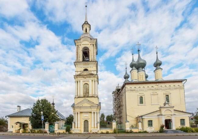6. Смоленская и Симеоновская церкви в Суздале
