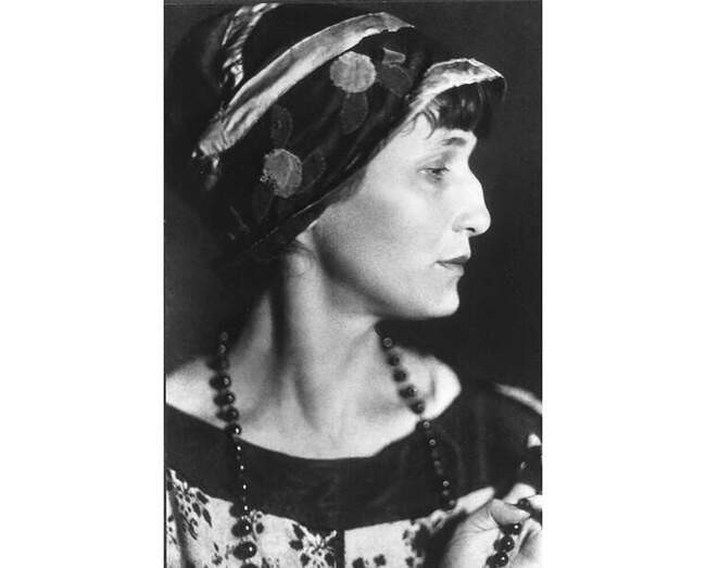 3. Анна Ахматова (1889 - 1966)