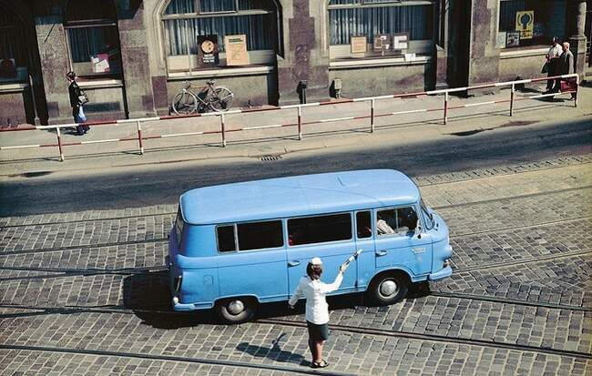 3. Barkas B 1000