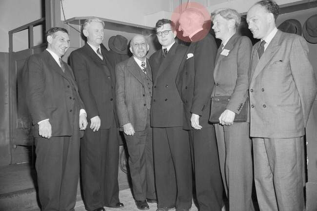 1. Артур Моултон в 1950 году
