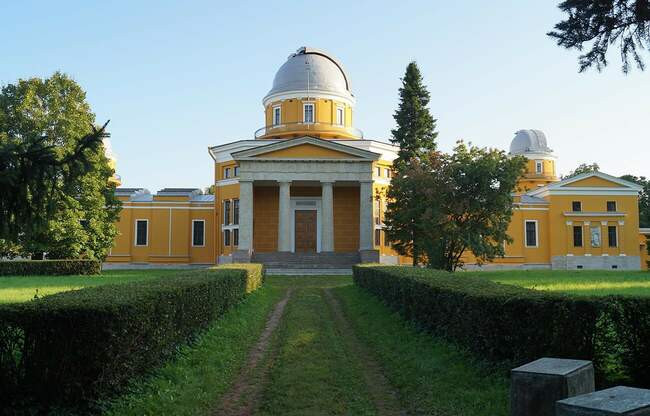1. Пулковская обсерватория, Ленинградская область