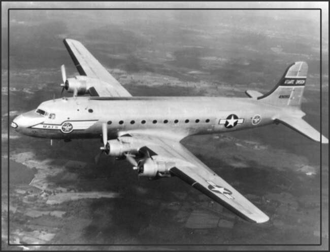 10. Самолёт Skymaster — 1971 год