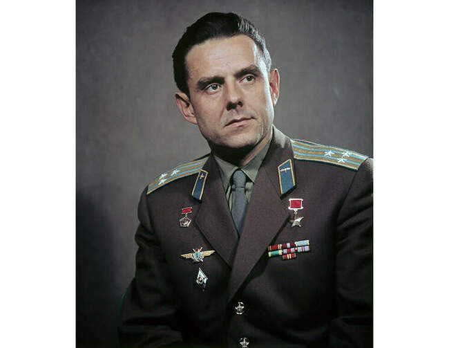 Владимир Комаров