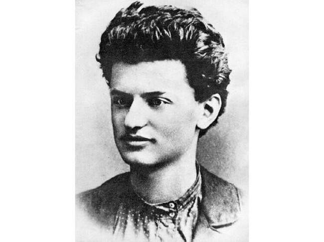Лев Троцкий