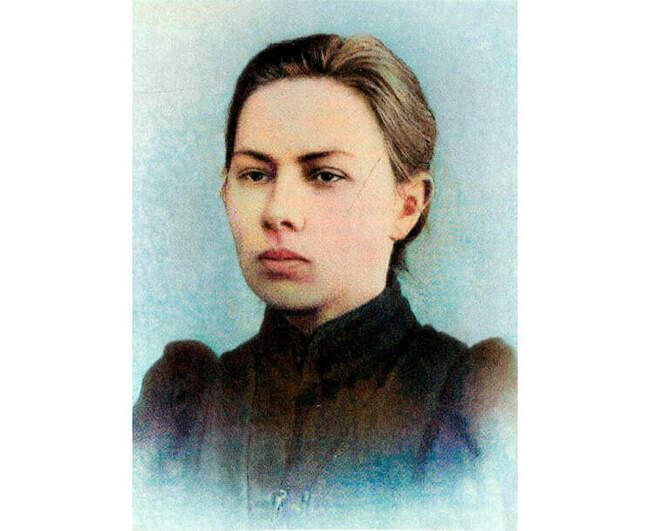 1. Надежда Крупская - первая советская первая леди