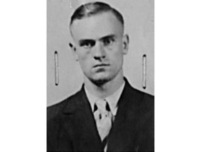 1. Игорь Гузенко