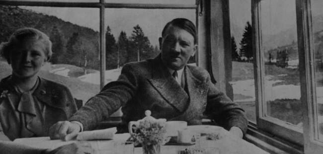 Отличница образования и тайная любовница