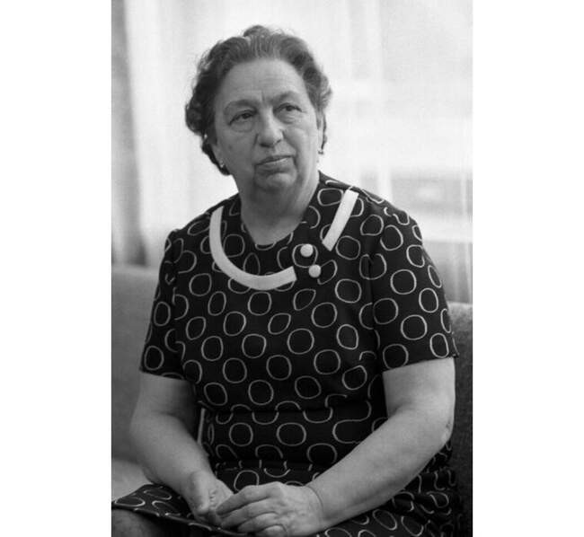 2. Виктория Брежнева