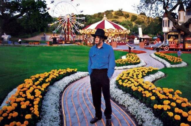 5. Ранчо Майкла Джексона Neverland в Калифорнии