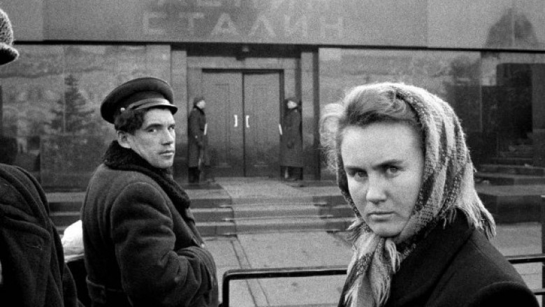 Кто, когда и зачем вынес Сталина из Мавзолея?