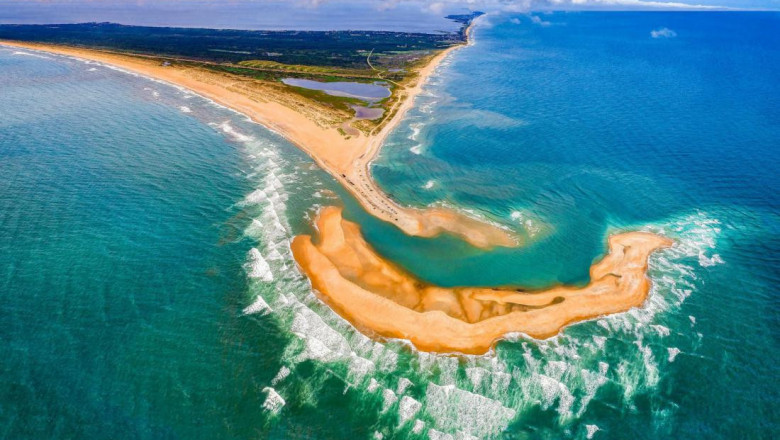 На юге США из-под воды всплыл целый остров