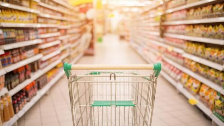 Какие продукты не стоит покупать в супермаркетах и почему
