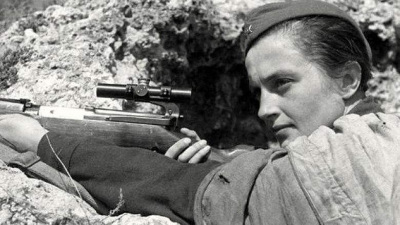 Захватывающая история снайпера Людмилы Павличенко, которую американцы прозвали «Мисс Кольт»