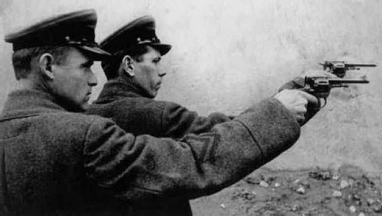 За что Советская власть расстреляла 15-летнего Аркадия Нейланда?