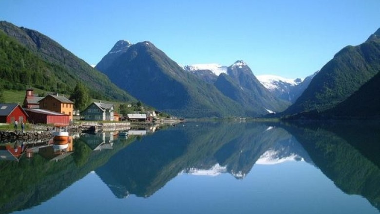 Путеводитель по лучшим достопримечательностям Норвегии, от величественных гор и фьордов до современных живописных городов