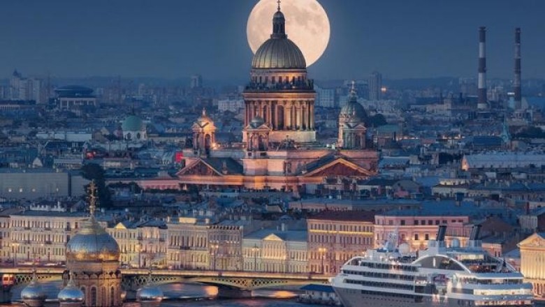 Чем занять себя в Санкт-Петербурге в каждом месяце года
