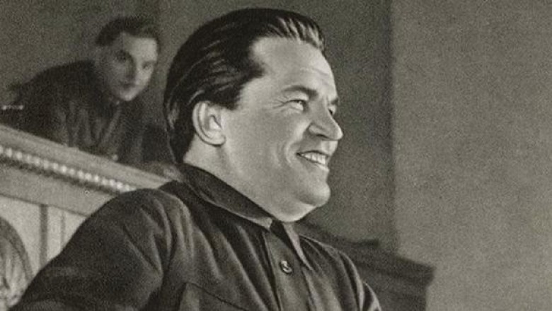 Сталин использовал убийство Сергея Кирова для усиления репрессий, а Хрущев считал его лидером оппозиции