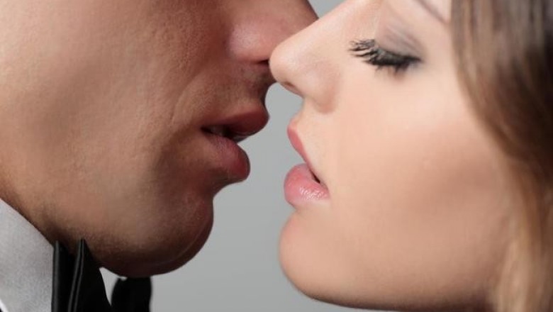 Почему люди целуются? Мнение ученых