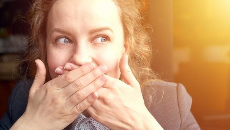 «О, да ты вовремя!», «эта прическа тебя молодит» и другие двусмысленные выражения, которые стоит избегать