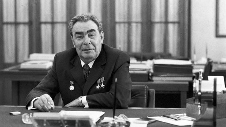 «Литературные негры»: кто вместо генсека Брежнева писал книги «Малая земля», «Целина» и «Возрождение»