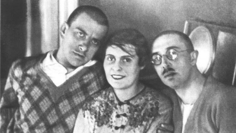Владимир Маяковский, Лиля и Осип Брик: скандальная любовь