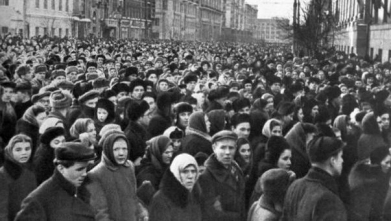 Траур по Сталину: органы госбезопасности следили, кто скорбит правильно, а кто нет