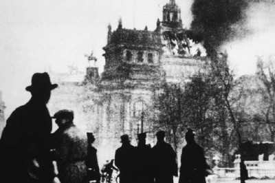 Адольф Гитлер: как уничтожить демократию и прийти к власти