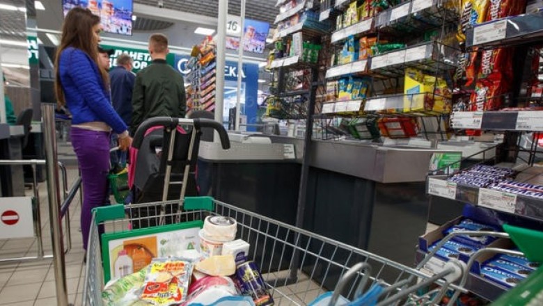 Как маркетологи заставляют нас покупать ненужные товары