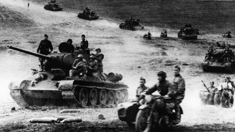 Красная армия за год до Победы