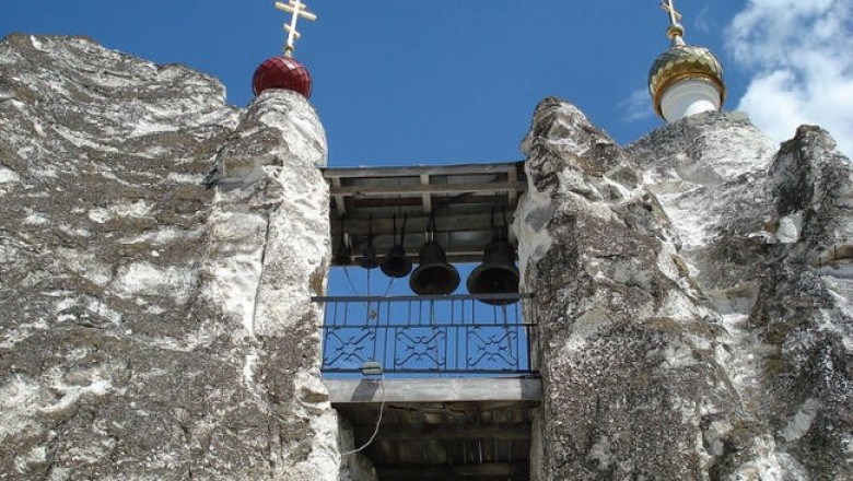 Костомаровский Спасский монастырь: чем знамениты дохристианские пещеры древних старцев под Воронежем