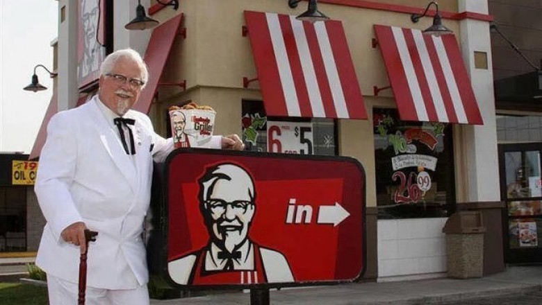 Полковник Сандерс: как основатель KFC осуществил мечту Остапа Бендера о белых штанах