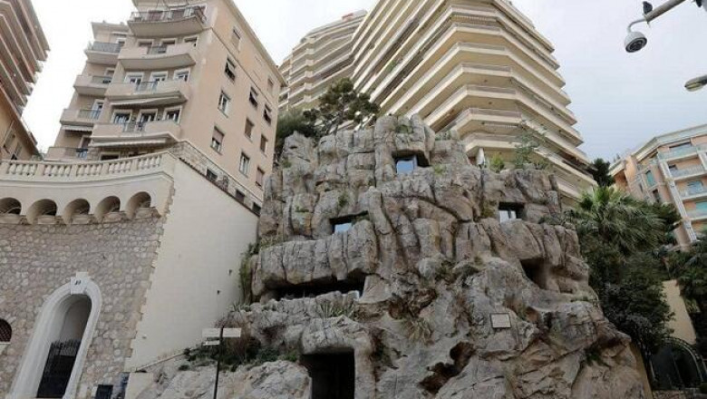 Villa Troglodyte: огромная скала среди современных высоток Монако обернулась роскошной виллой в 6 этажей