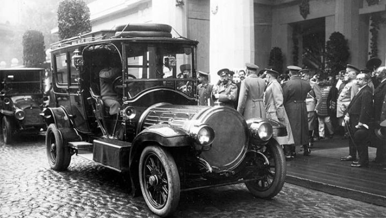 Гараж Николая II: кому достался императорский автопарк после революции?