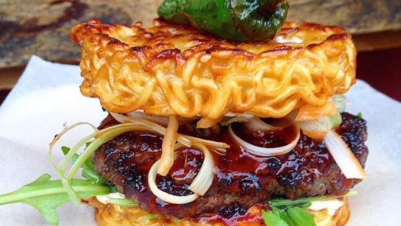Рамэн-бургер, кронатсы и еще 8 странных, но вкусных гибридов еды
