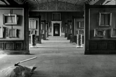 Почему в ВОВ при эвакуации Эрмитажа рамы от картин оставляли на стенах