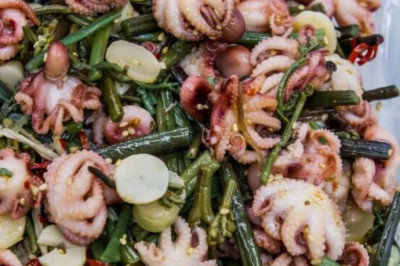 Личинки шелкопряда и глаза тунца: самая необычная еда разных стран