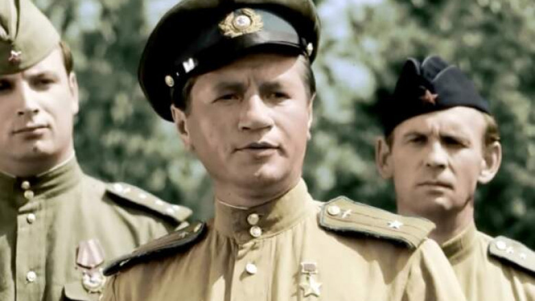 Почему награда капитана Титаренко из фильма «В бой идут одни старики» вызывала недоумение у некоторых фронтовиков