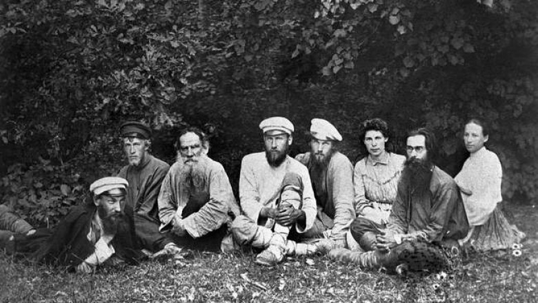 Толстовцы и сон царя Асархадона